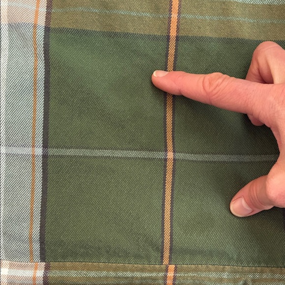 Pottery Barn Plaid Green Red Accent Pillow Slip Cover 22”x22” Flawed - Picture 5 of 8